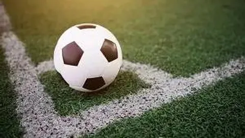 中国男足以0-2预测战败沙特，塞尔吉尼奥有望首秀登场